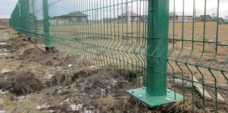 Купить сваи для ограждения от производителя в Мценске от 1397 руб: низкая цена, быстрая установка